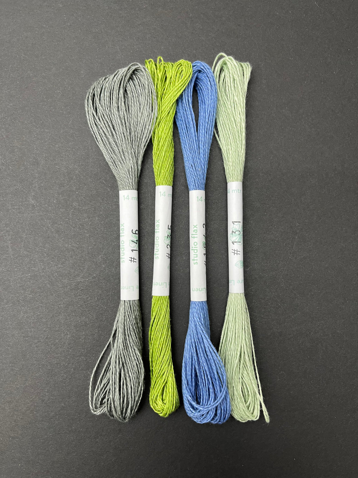 linen thread, 4 skeins, SFm4B7