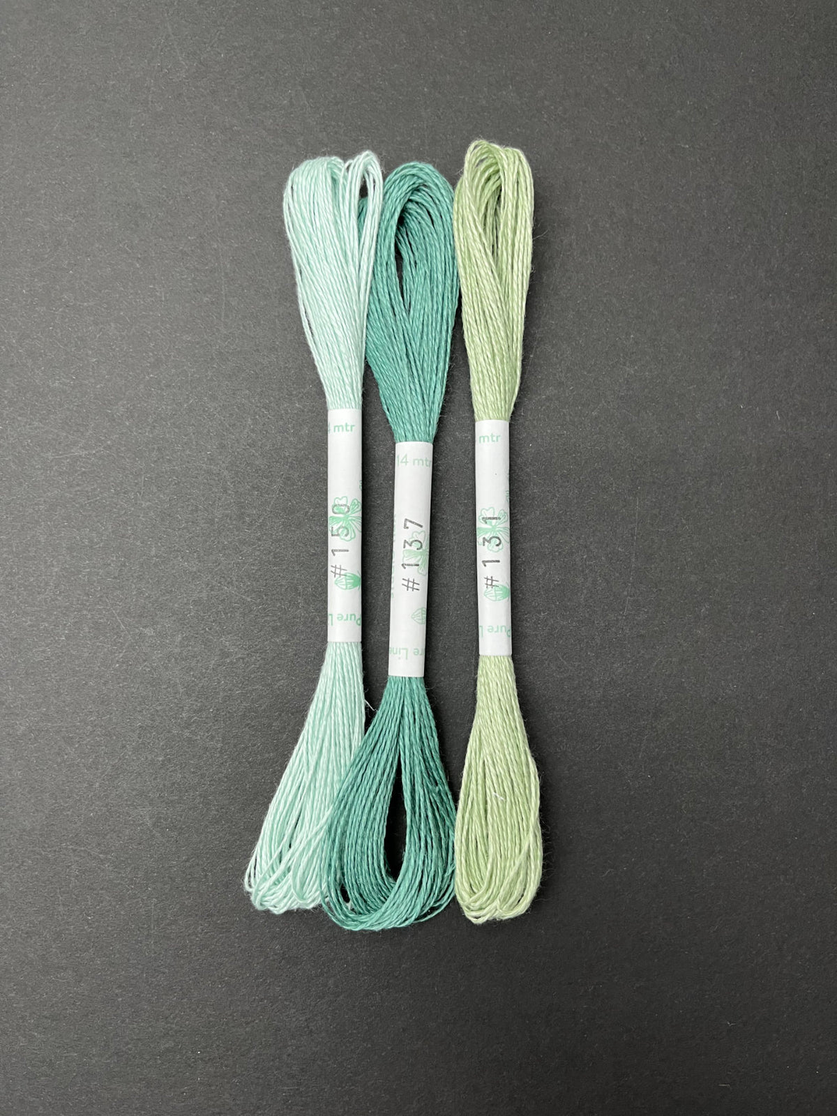 linen thread, 3 skeins, SF3a1