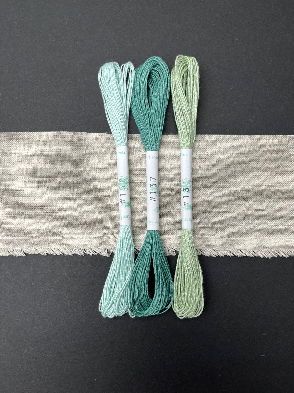 linen thread, 3 skeins, SF3a1