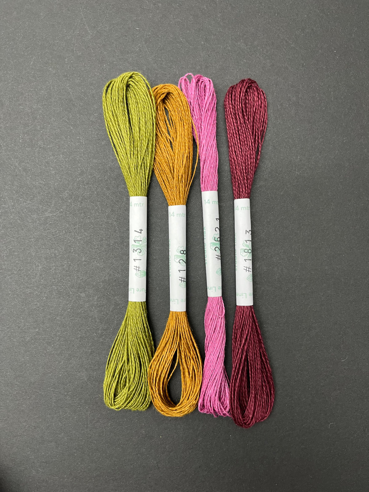 linen thread, 4 skeins, SF4a8