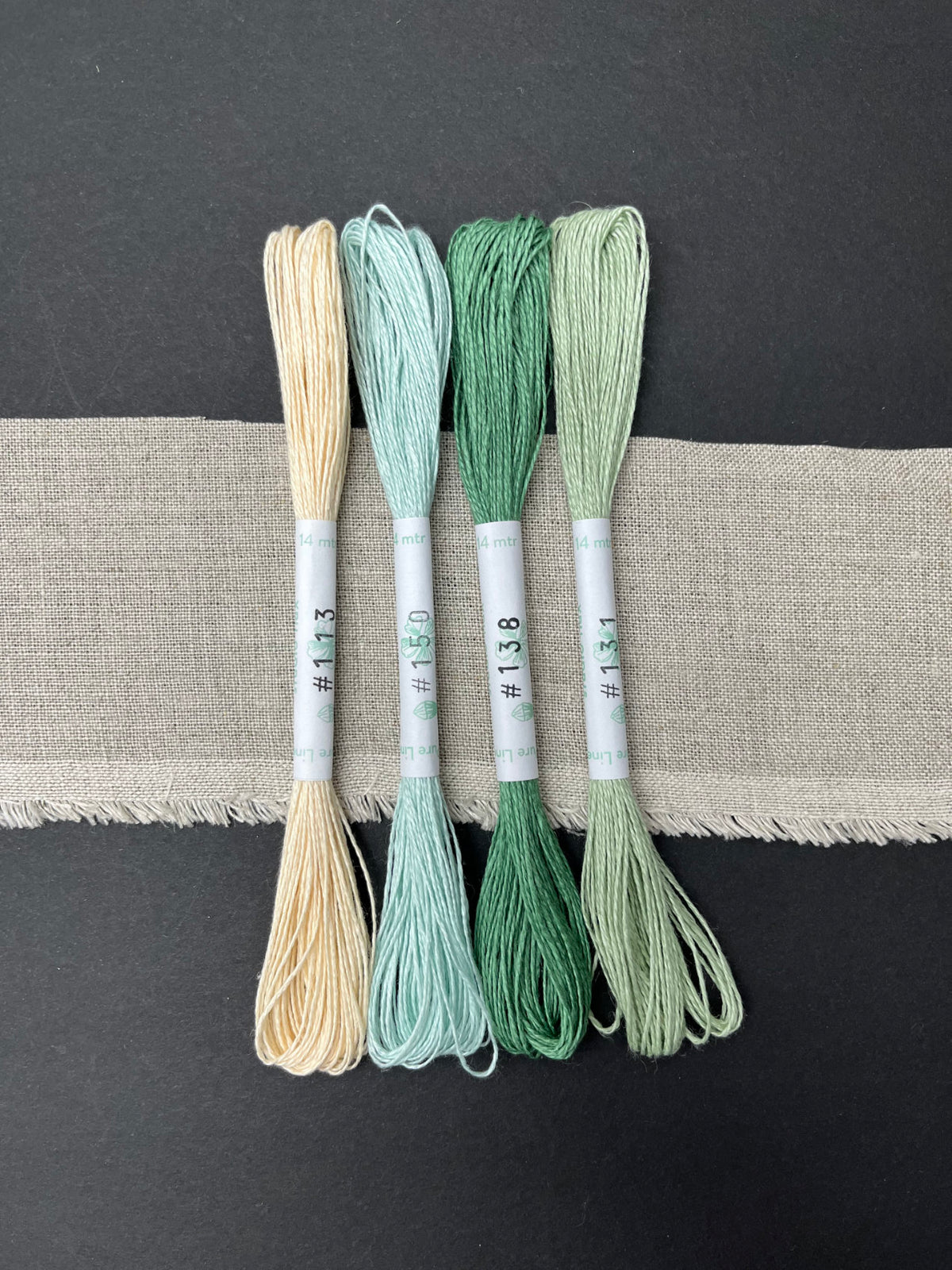 linen thread, 4 skeins, SFm4B3